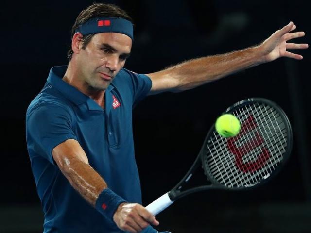 Clip hot Australian Open: Federer bứt tốc kinh hoàng bung trái hiểm độc